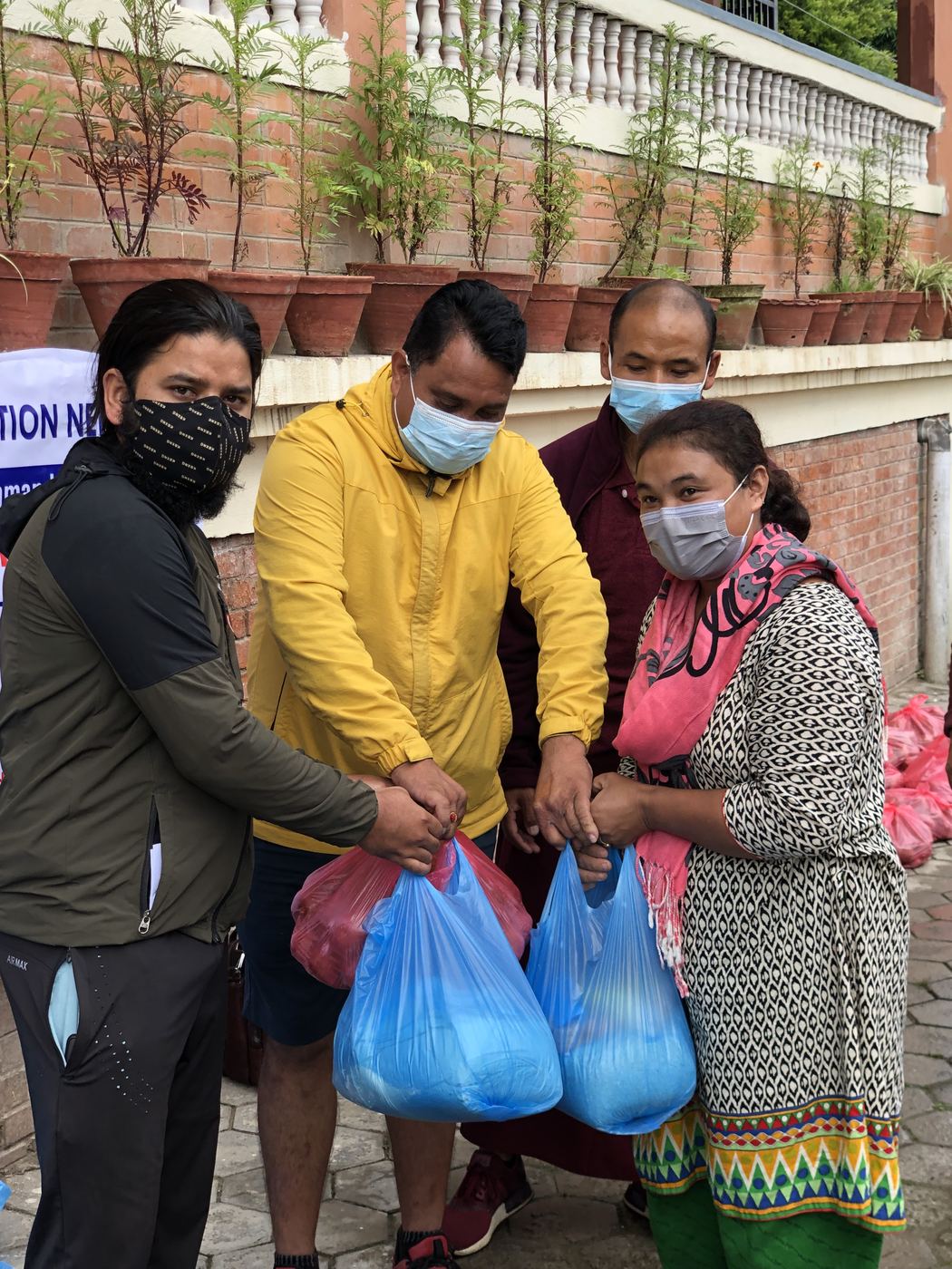 Food relief in Kathmandu and Pharping &mdash; photo 17