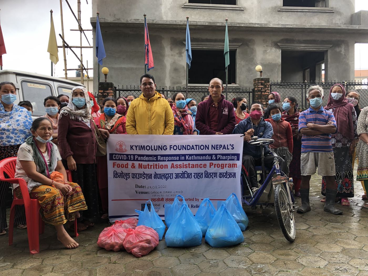 Food relief in Kathmandu and Pharping &mdash; photo 18