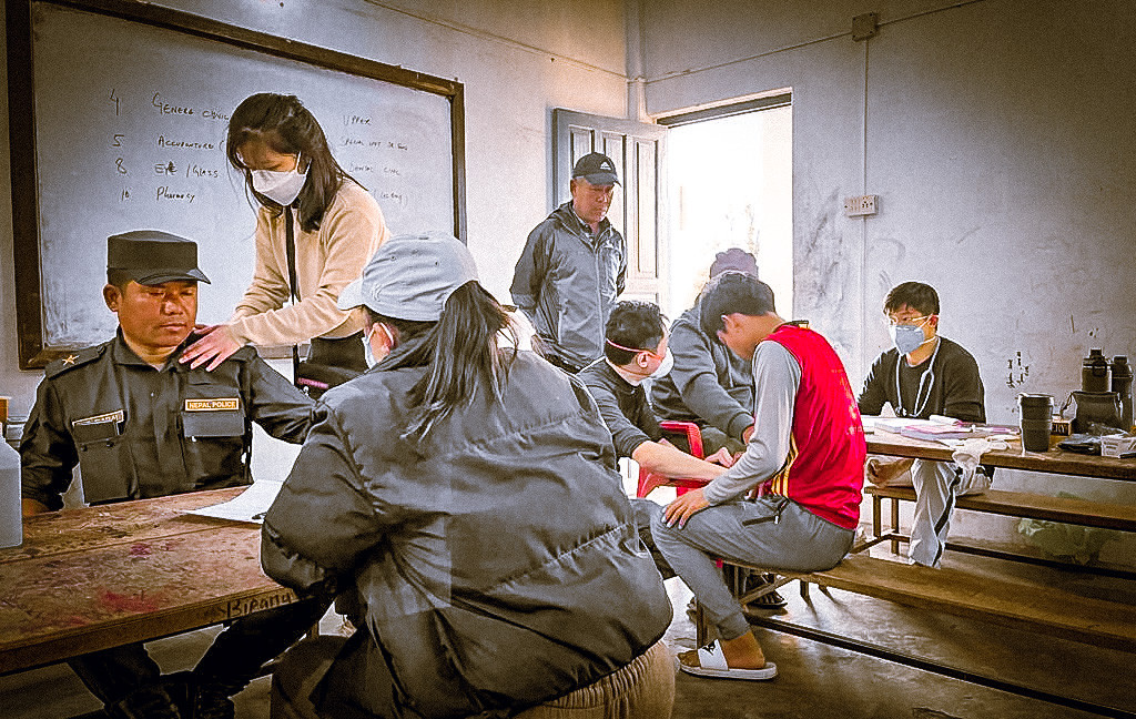 Free medical camp at Manbu &mdash; photo 3